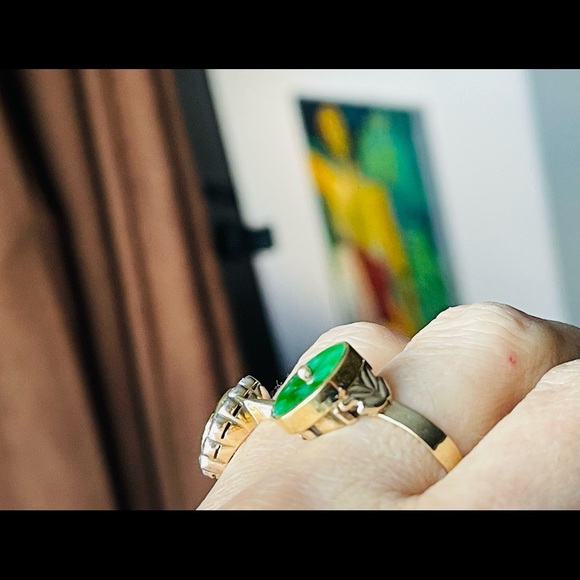 Artisan 22k & 14k imperial Apple green jade Bi-disc ring - Picture 8 of 8